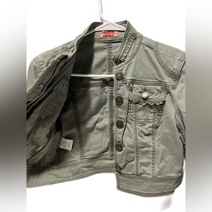 No Boundaries Mid waist Jacket size 7/9